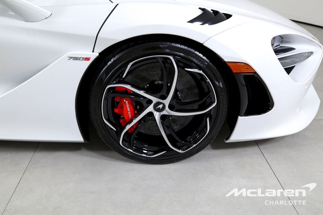 2024 McLaren 750S