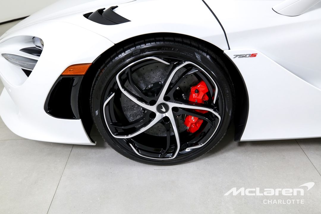 2024 McLaren 750S