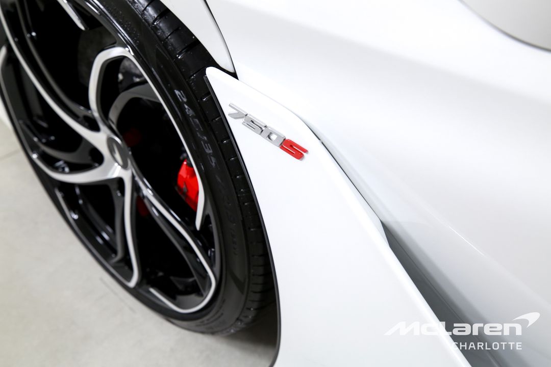 2024 McLaren 750S