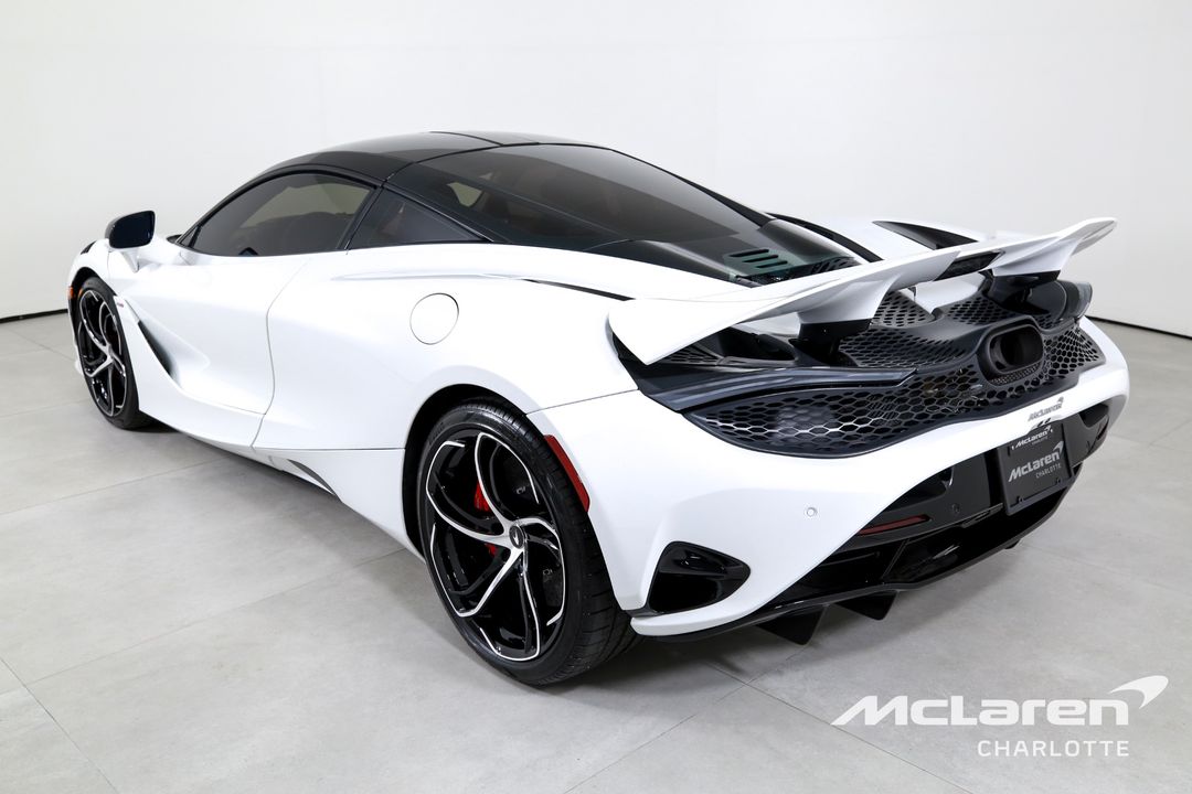 2024 McLaren 750S