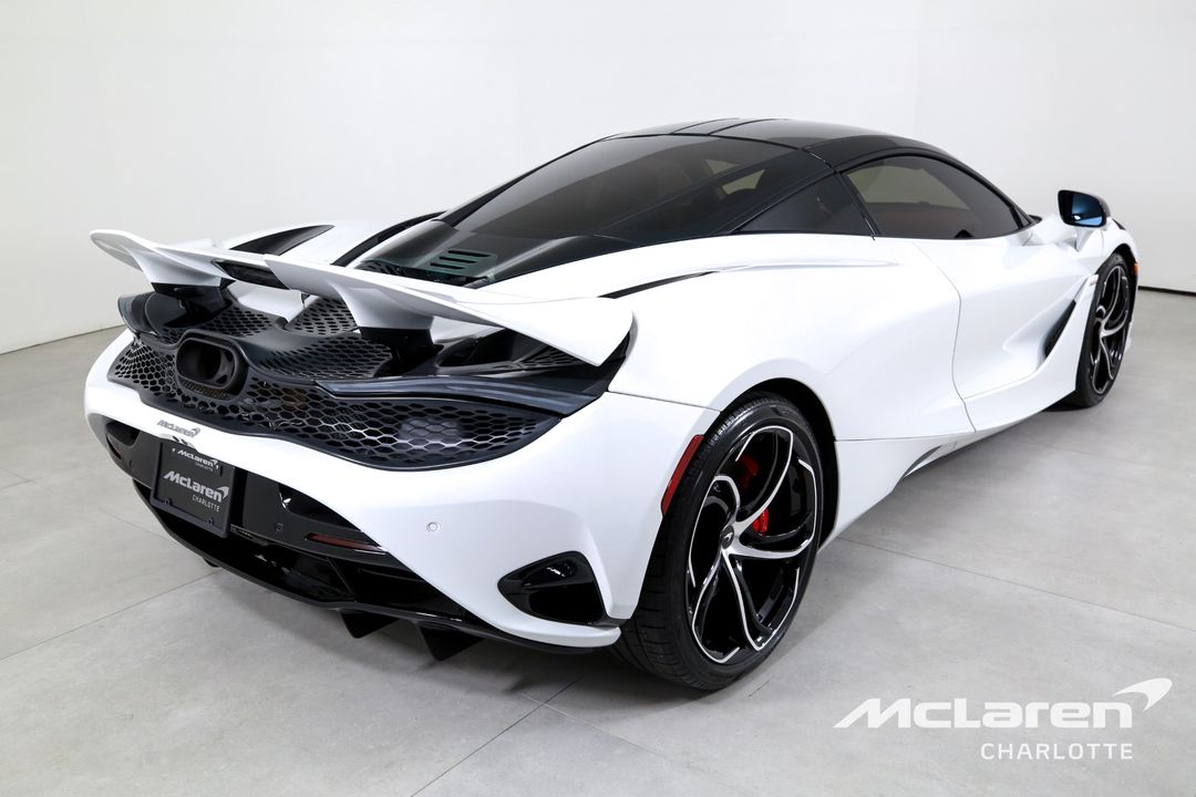 2024 McLaren 750S