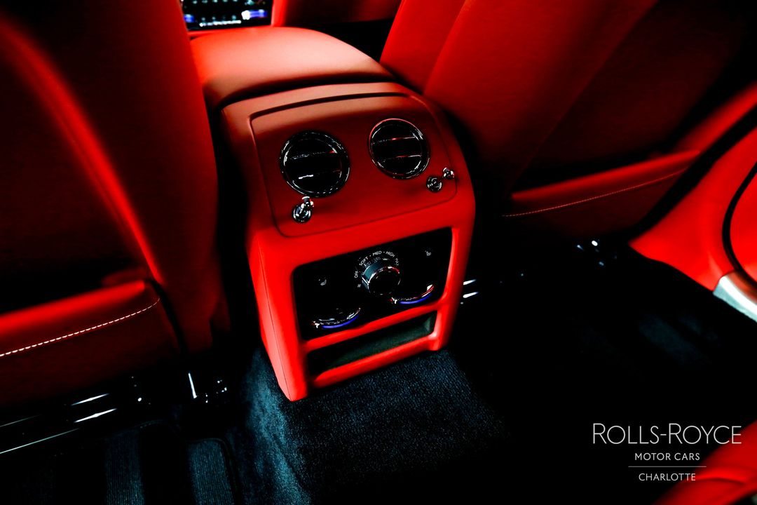2024 Rolls-Royce Ghost