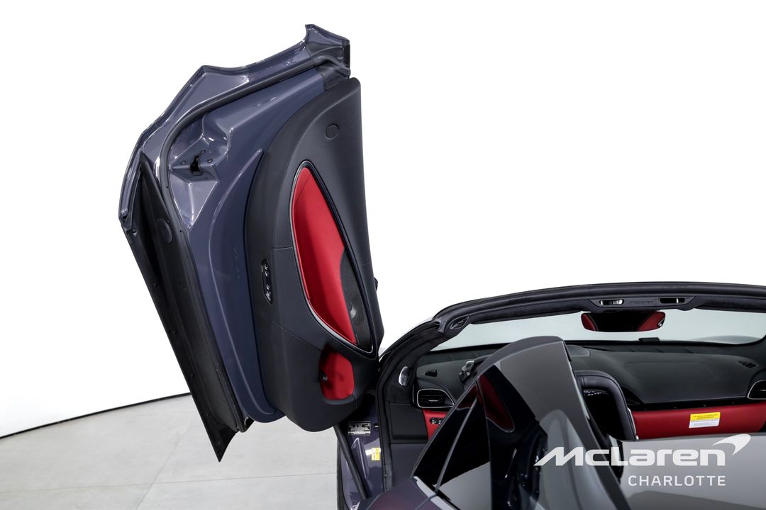 2025 MCLAREN ARTURA SPIDER