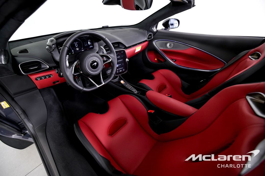 2025 MCLAREN ARTURA SPIDER