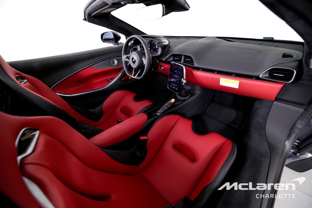 2025 MCLAREN ARTURA SPIDER