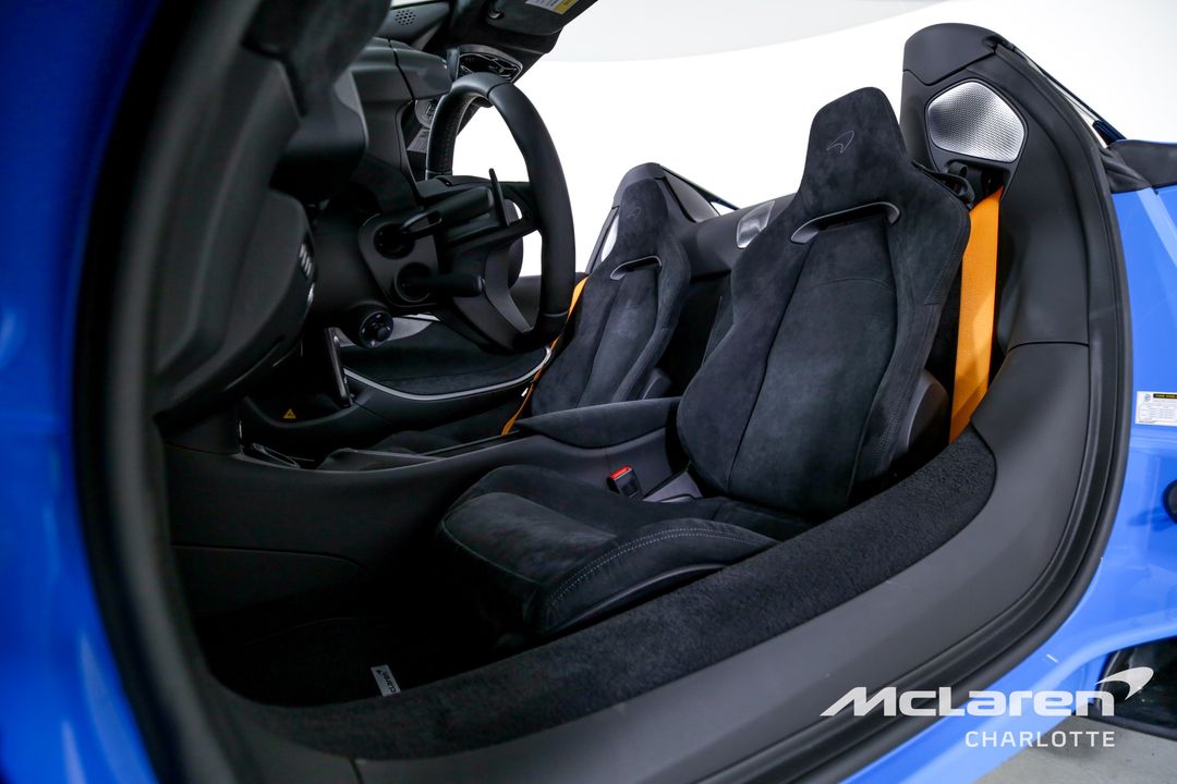 2025 McLaren Artura Spider