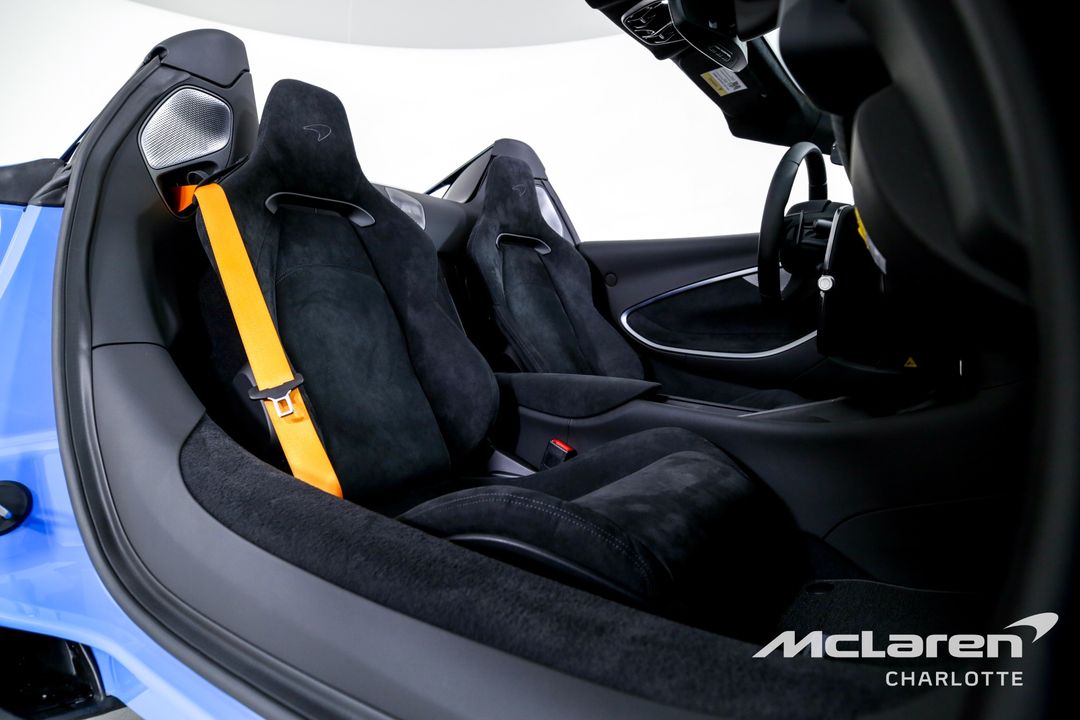 2025 McLaren Artura Spider