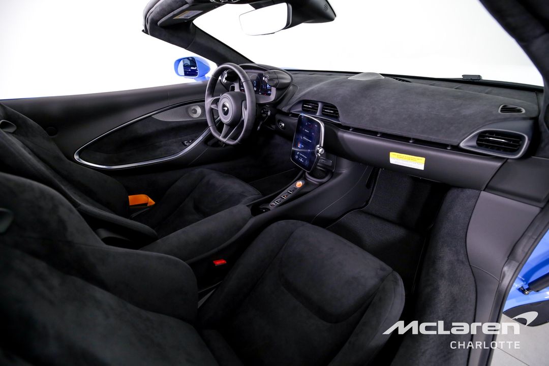2025 McLaren Artura Spider