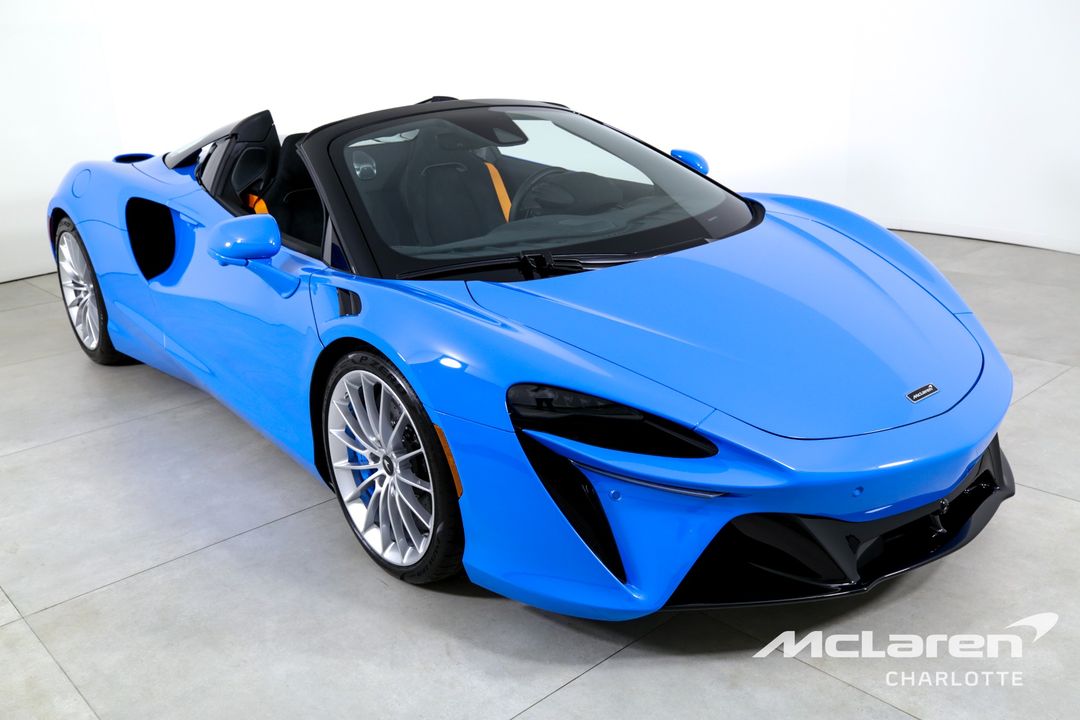 2025 McLaren Artura Spider