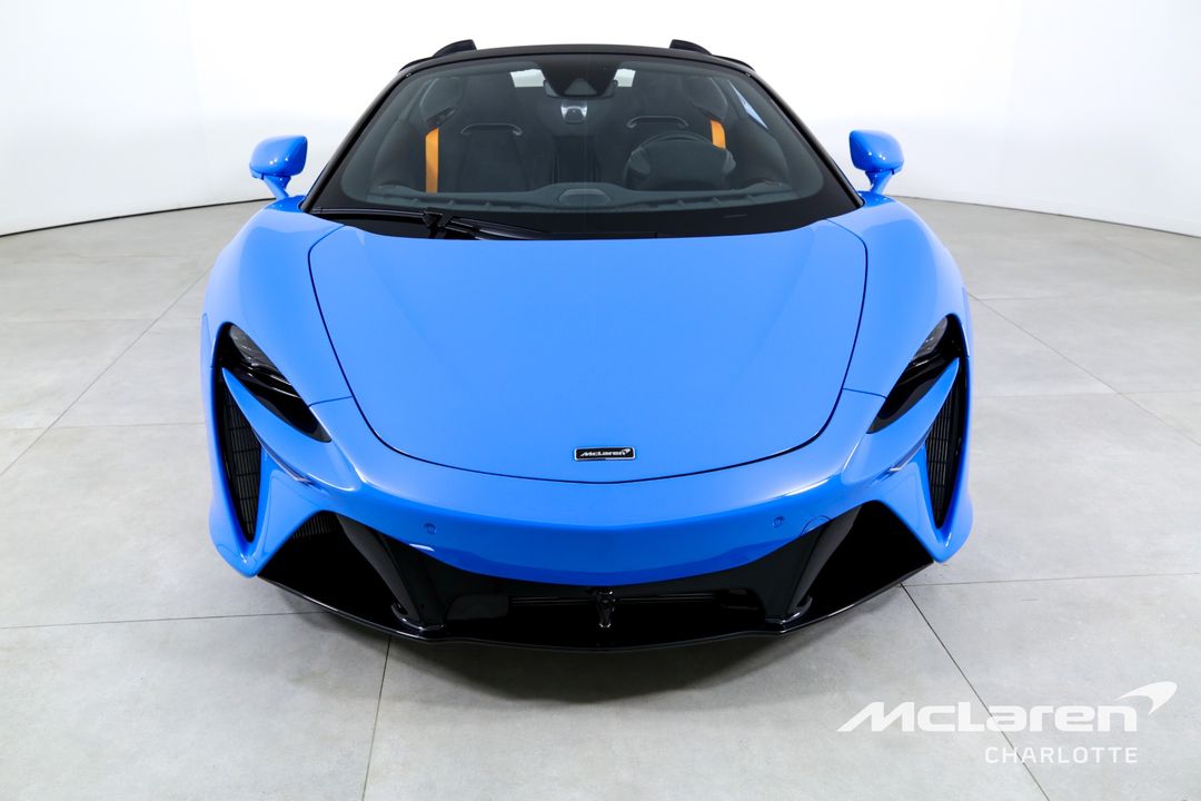 2025 McLaren Artura Spider