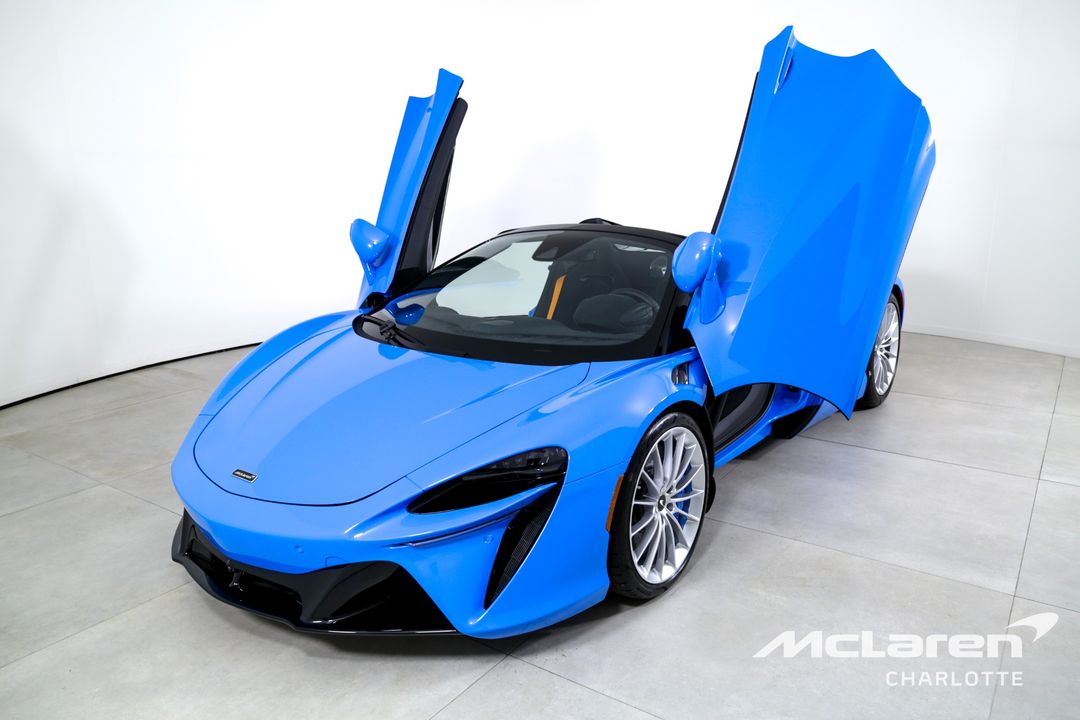2025 McLaren Artura Spider