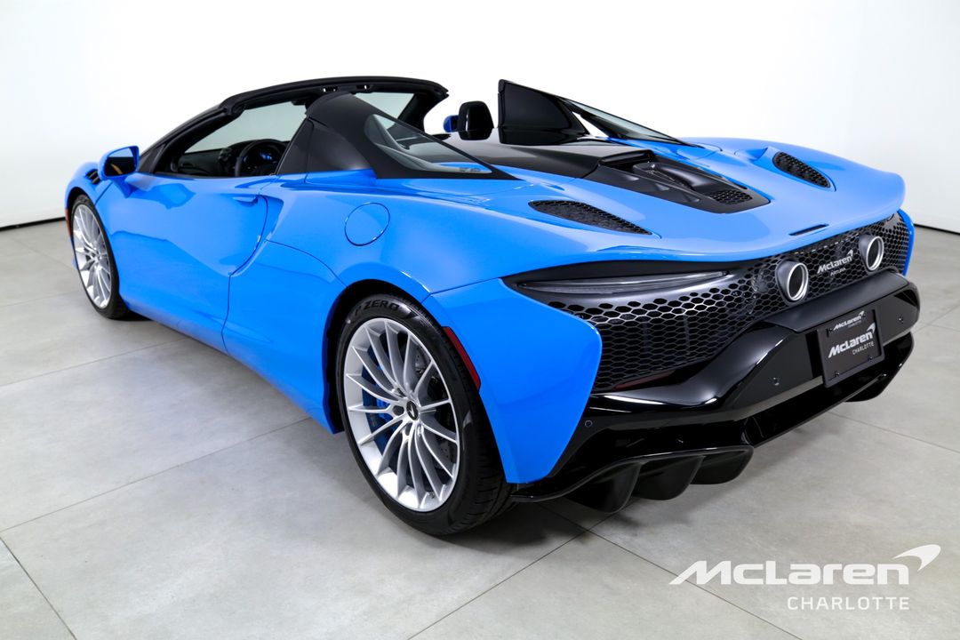 2025 McLaren Artura Spider