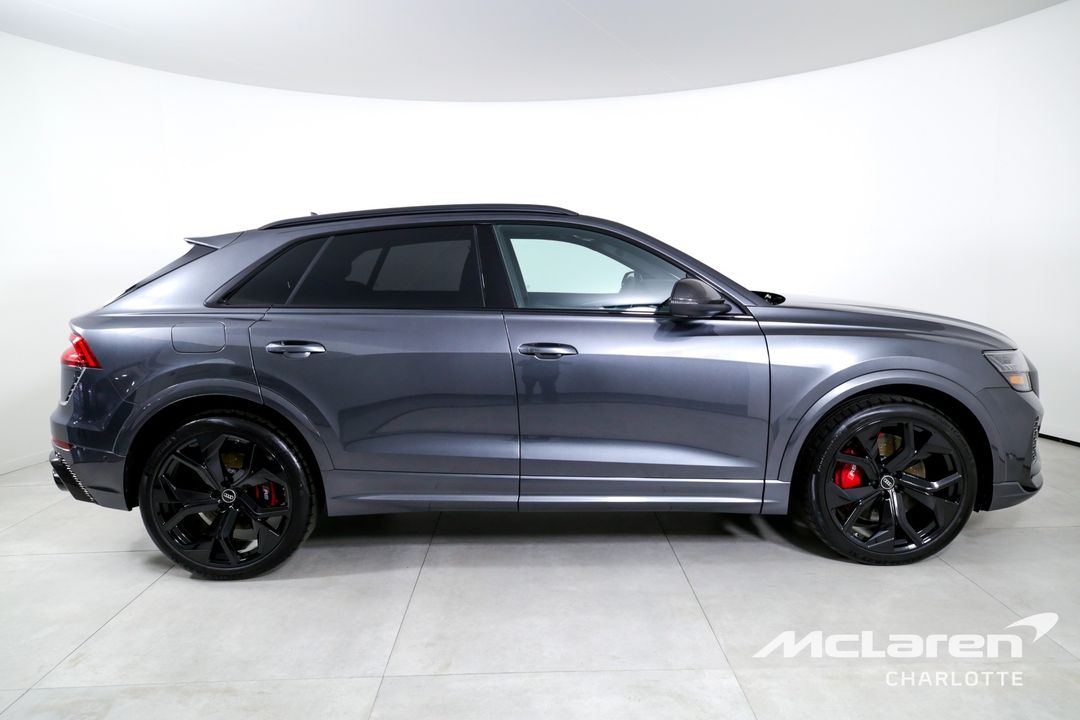 2024 Audi RS Q8