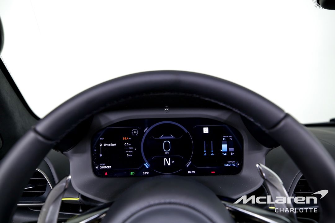 2025 McLaren Artura Spider