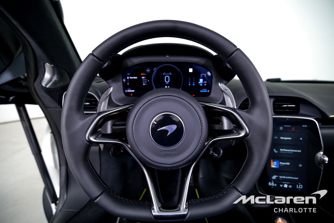 2025 McLaren Artura Spider