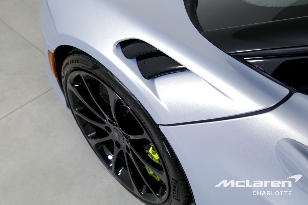 2025 McLaren Artura Spider