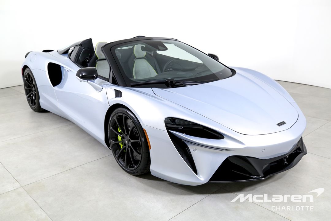 2025 McLaren Artura Spider