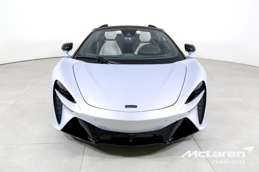 2025 McLaren Artura Spider