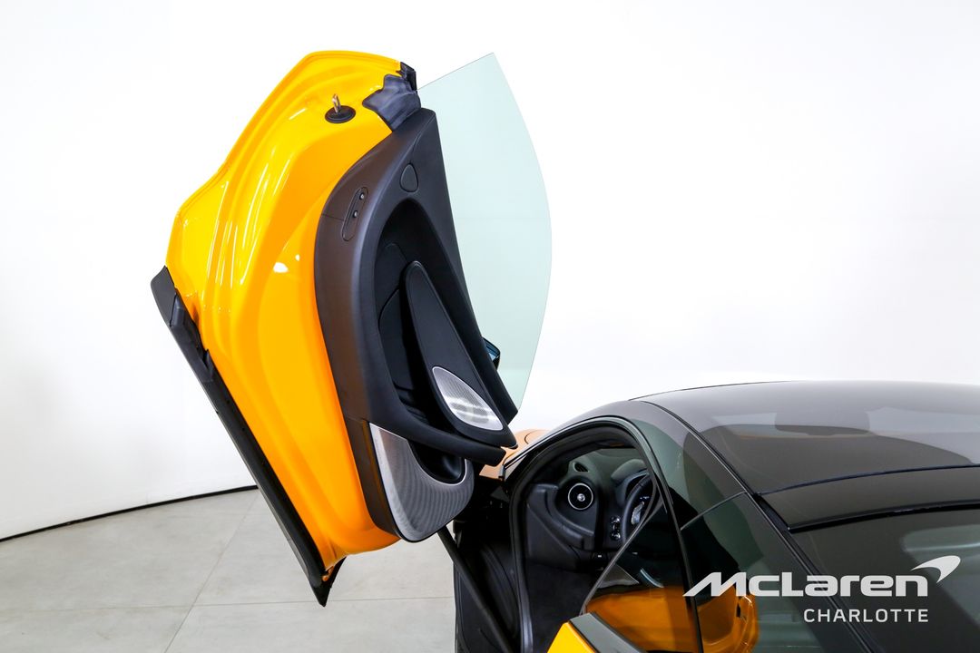 2025 McLaren GTS