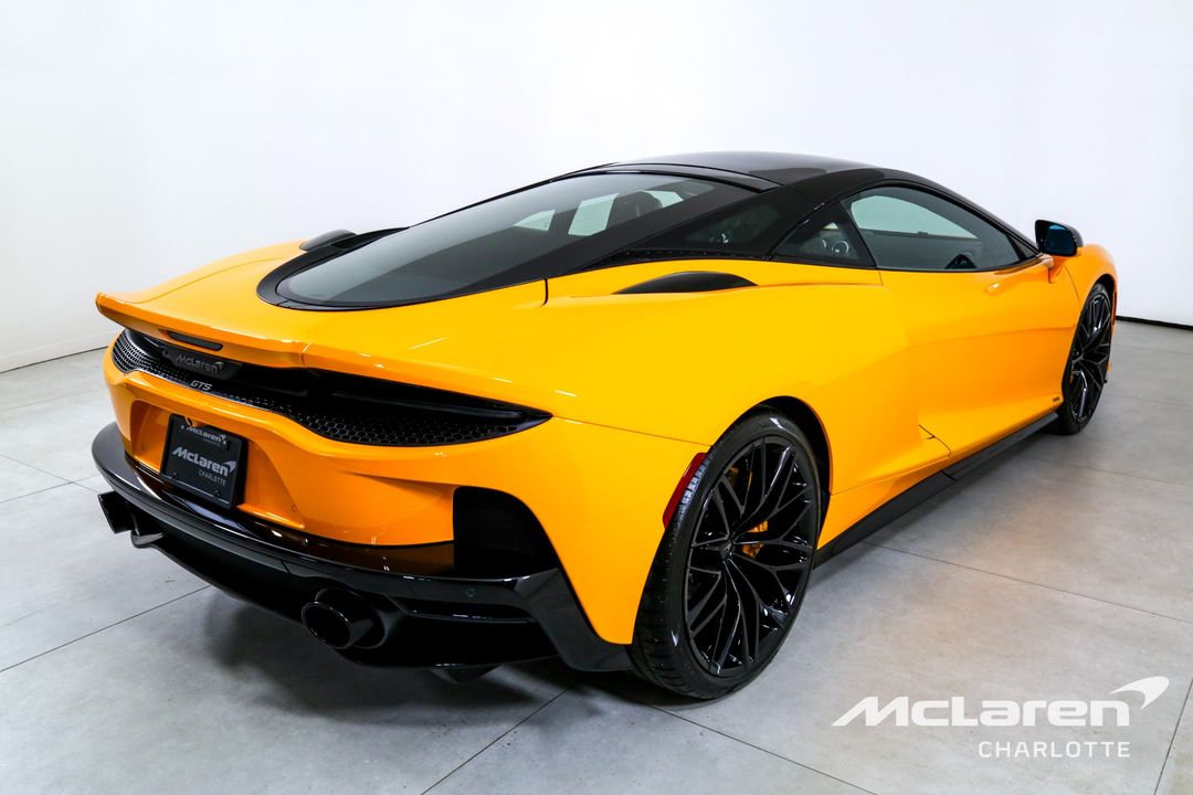 2025 McLaren GTS