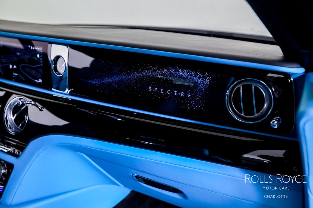 2025 Rolls-Royce Spectre