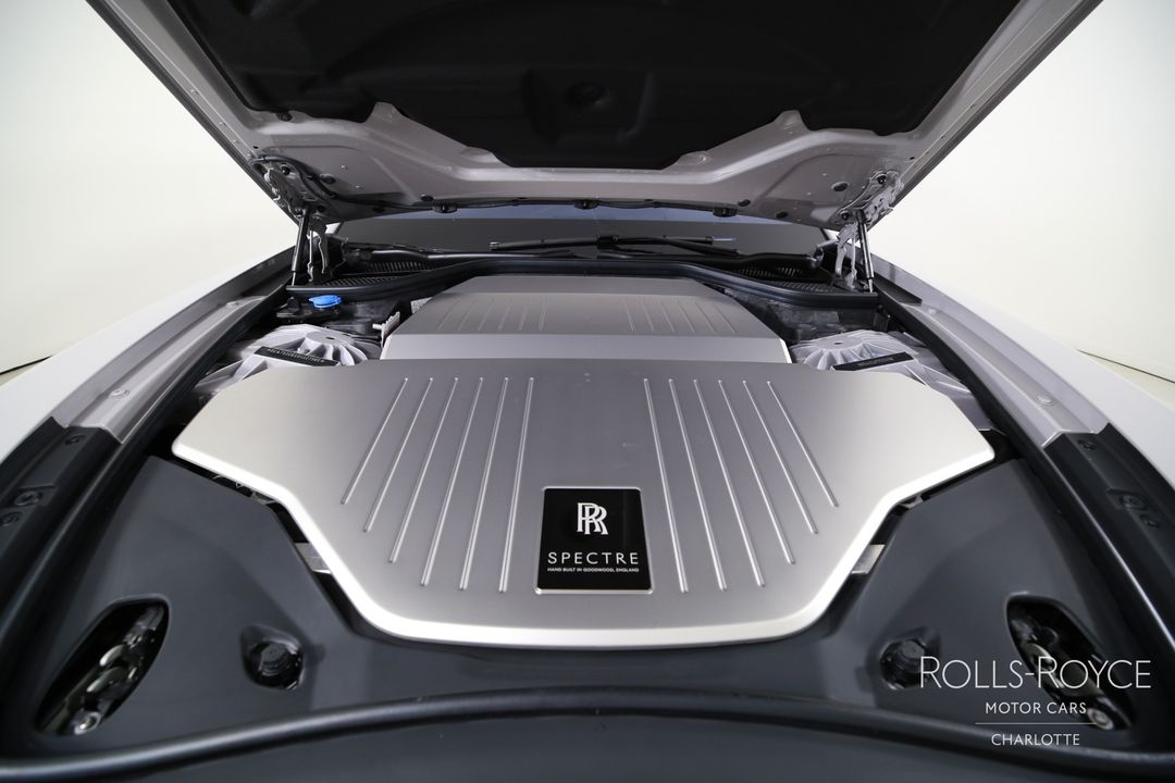 2025 Rolls-Royce Spectre