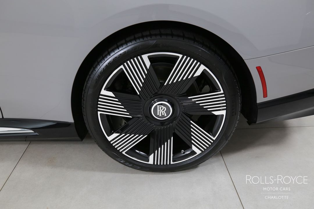 2025 Rolls-Royce Spectre