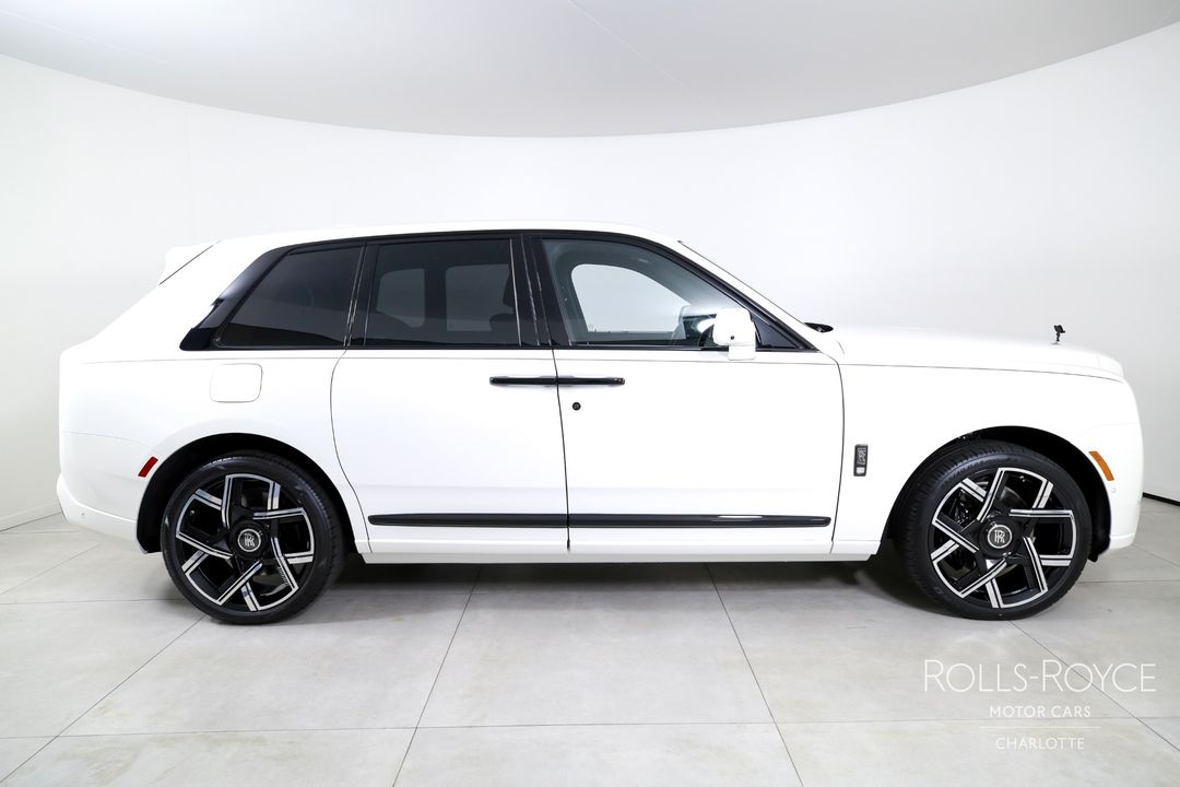 2025 Rolls-Royce Black Badge Cullinan