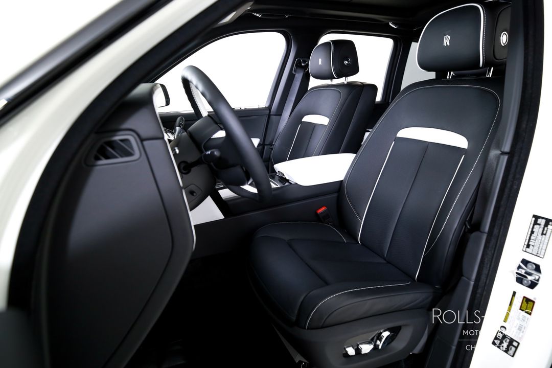 2025 Rolls-Royce Black Badge Cullinan