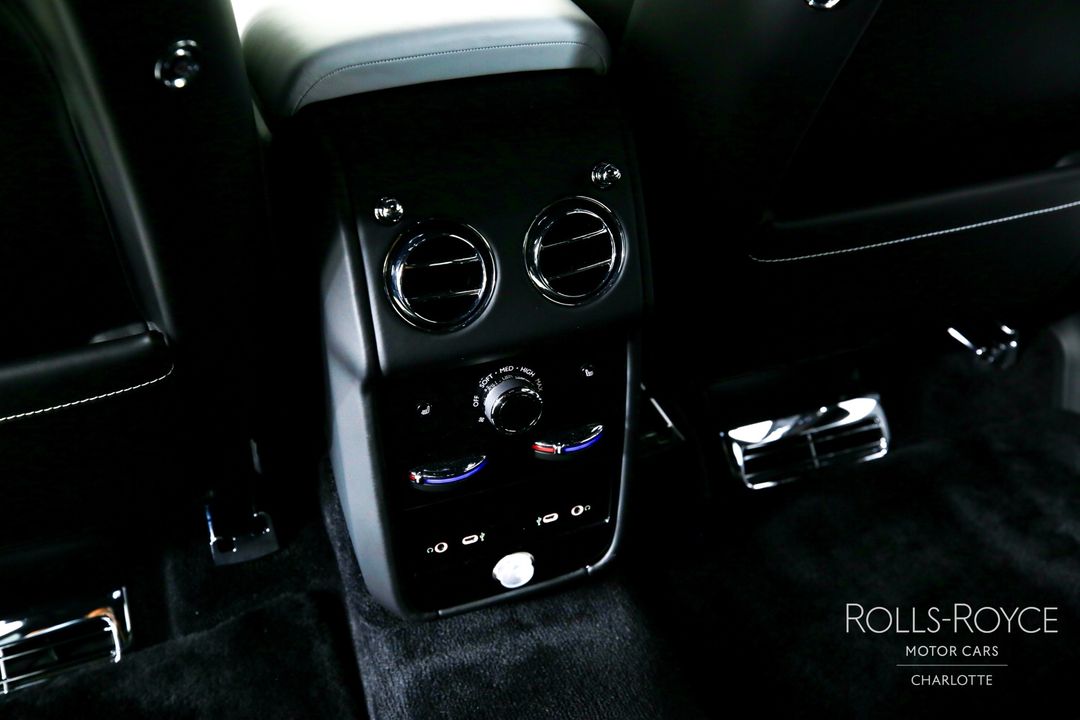 2025 Rolls-Royce Black Badge Cullinan