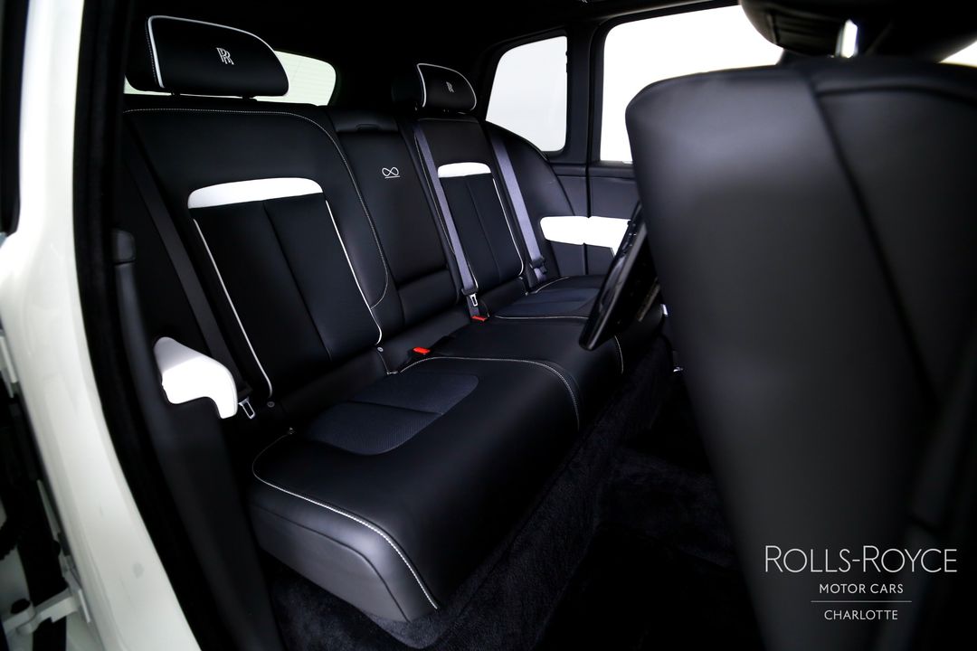 2025 Rolls-Royce Black Badge Cullinan