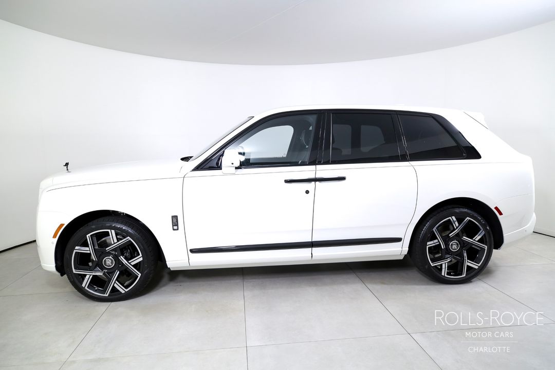 2025 Rolls-Royce Black Badge Cullinan