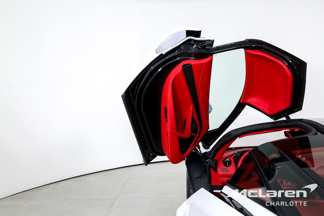 2024 McLaren 750S
