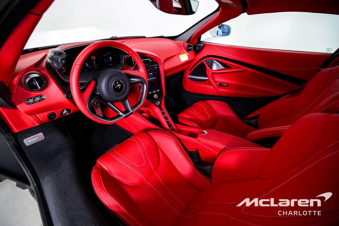 2024 McLaren 750S