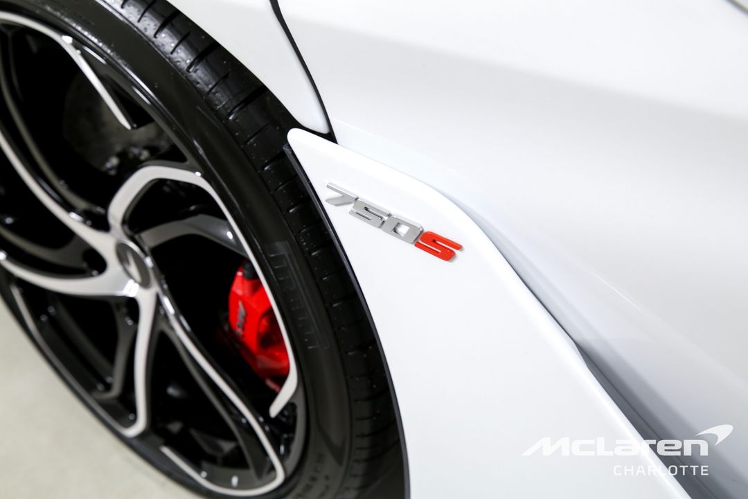 2024 McLaren 750S