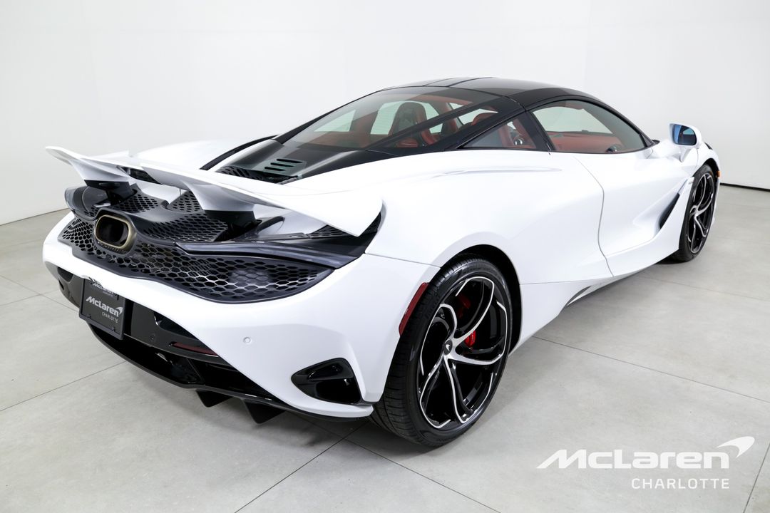 2024 McLaren 750S