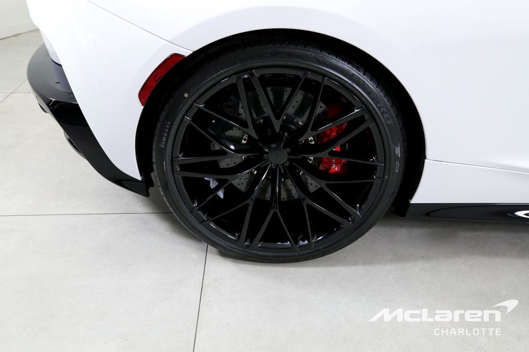 2025 McLaren GTS