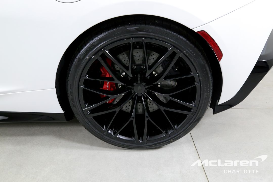 2025 McLaren GTS
