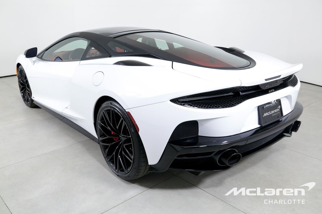 2025 McLaren GTS