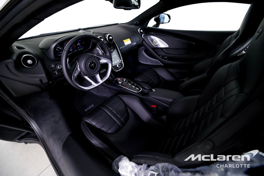 2025 McLaren GTS