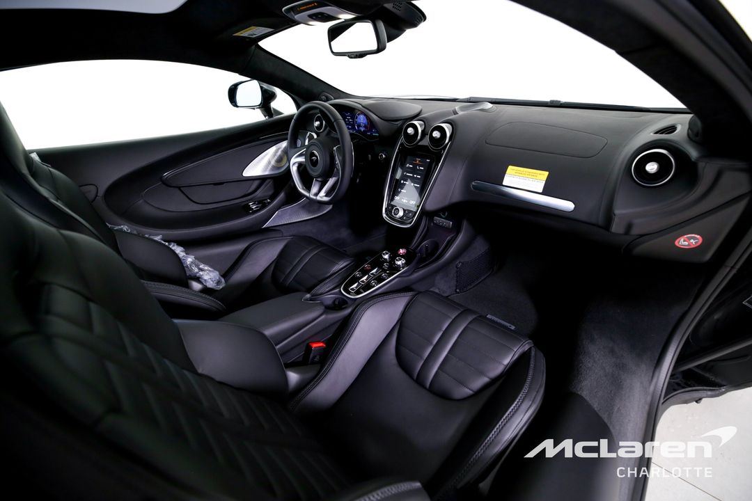 2025 McLaren GTS