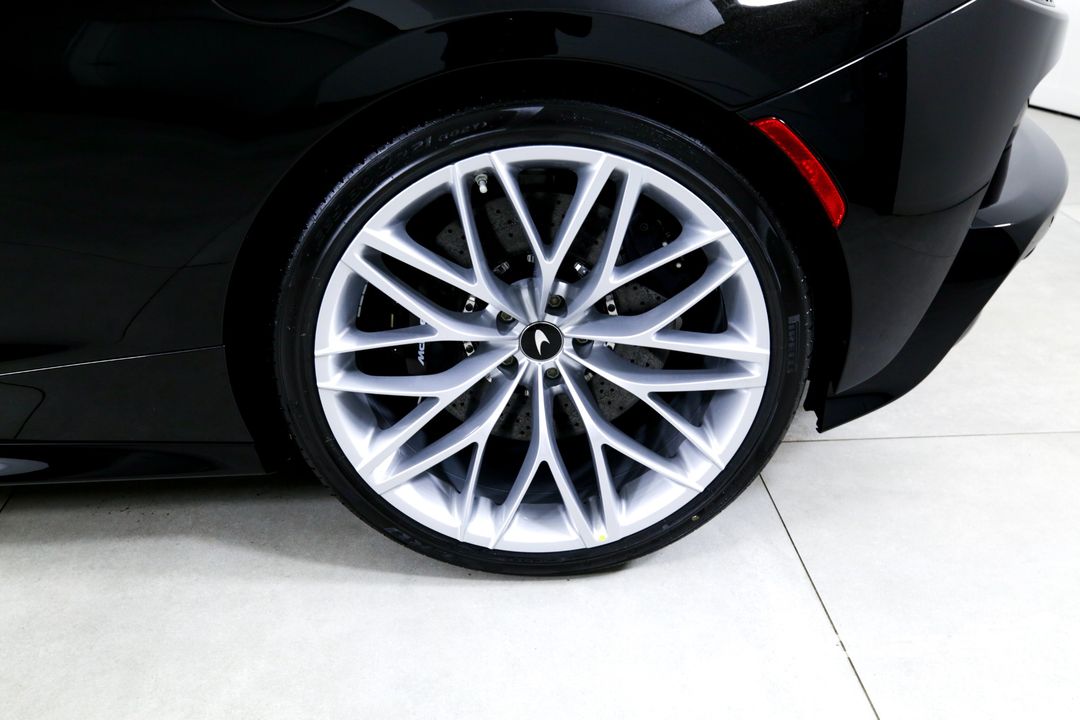 2025 McLaren GTS