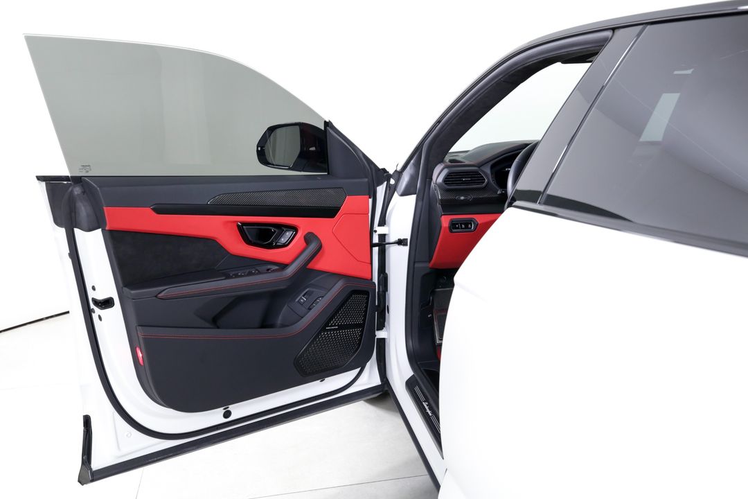 2023 Lamborghini Urus