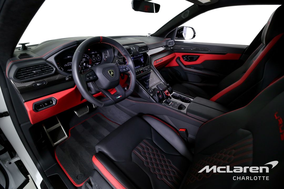 2023 Lamborghini Urus