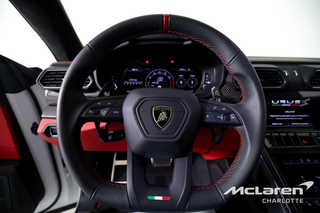 2023 Lamborghini Urus