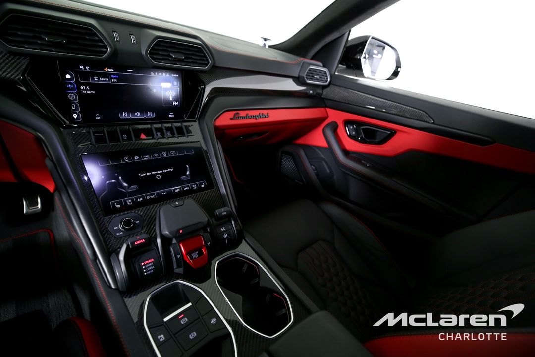 2023 Lamborghini Urus