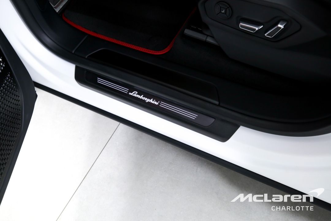 2023 Lamborghini Urus