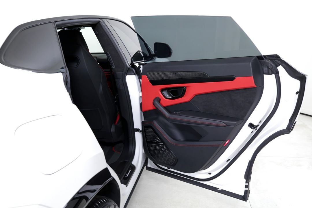 2023 Lamborghini Urus