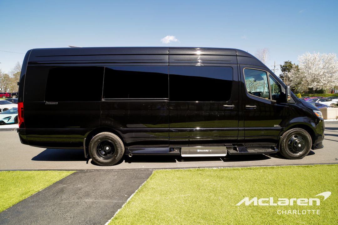 2025 Mercedes-Benz Sprinter
