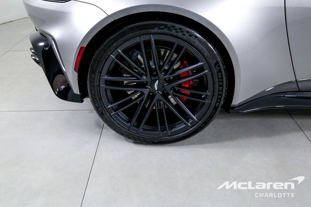 2025 Aston Martin Vantage